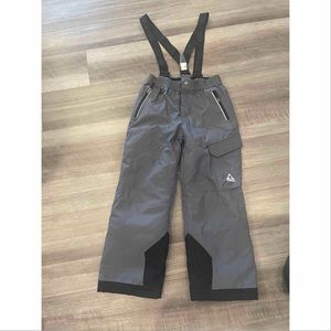 Boys snow suit,size M (10/12)